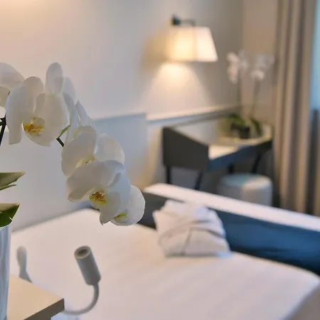 Torresi 3* Potenza Picena