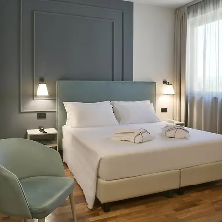 Hotel Torresi 3*