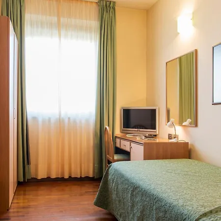 Torresi Hotel