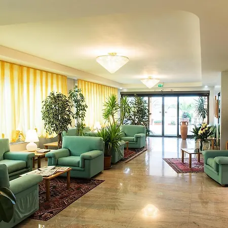 Hotel Torresi 3*
