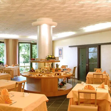 Hotel Torresi
