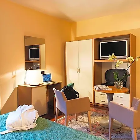 Torresi Hotel 3*