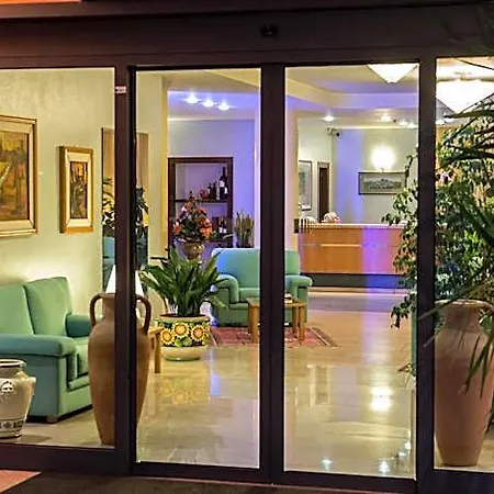 Hotel Torresi 3*